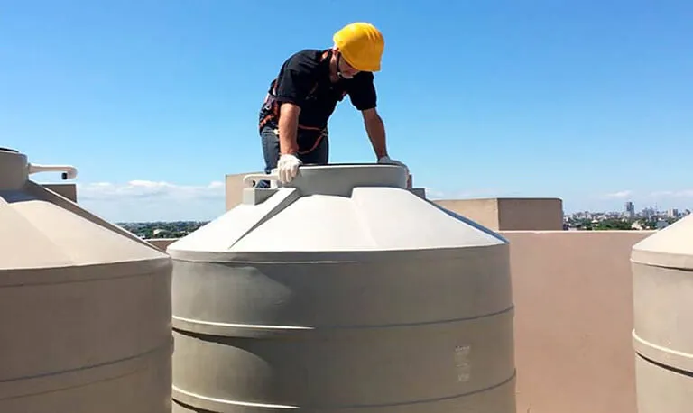 water-tank-cleaning-process